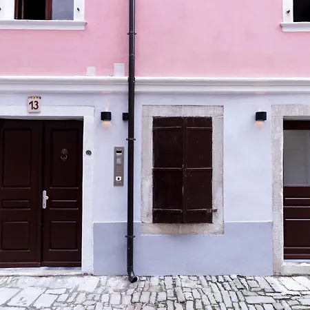 Downtown Chic And Cozy - Classic One Bedroom * Пиран