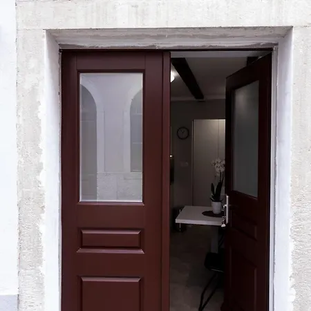 Downtown Chic And Cozy - Classic One Bedroom Appartamento *